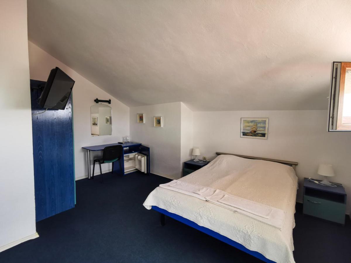 Kavaler Hotel โซโซโปล ภายนอก รูปภาพ