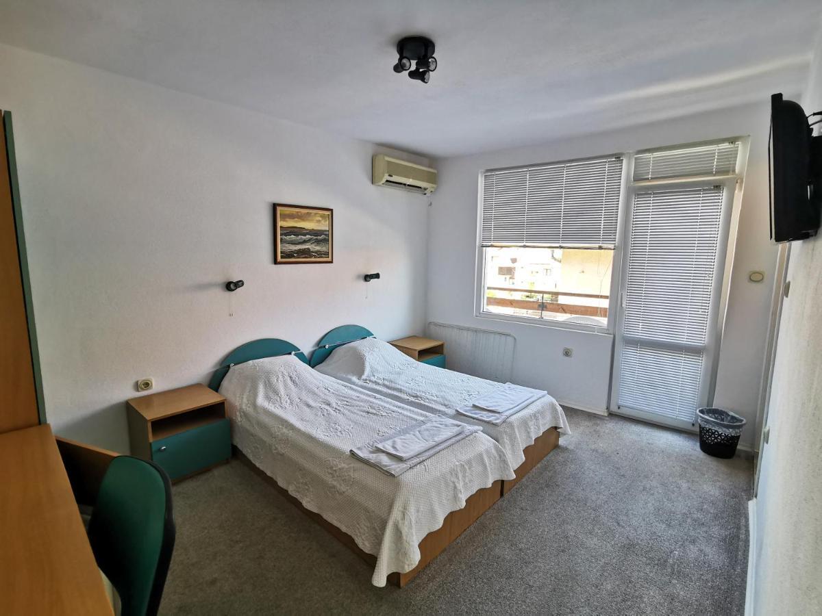 Kavaler Hotel โซโซโปล ภายนอก รูปภาพ