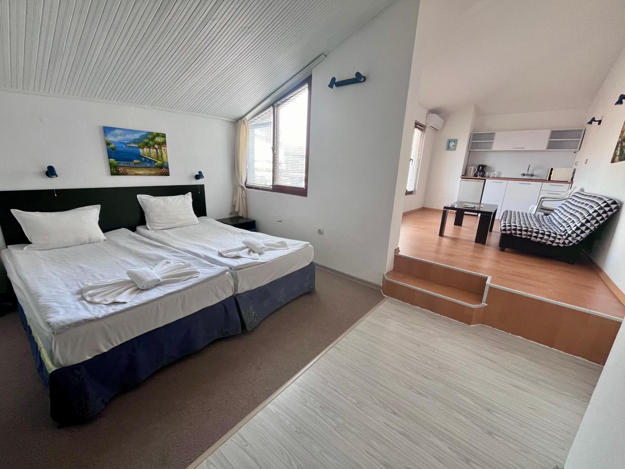 Kavaler Hotel โซโซโปล ภายนอก รูปภาพ