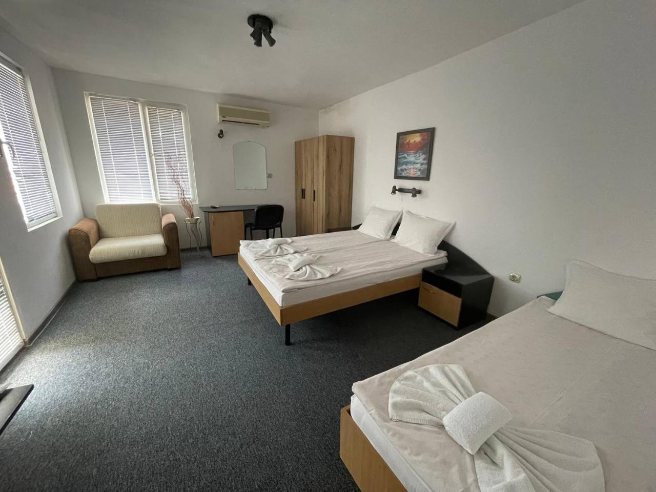 Kavaler Hotel โซโซโปล ภายนอก รูปภาพ